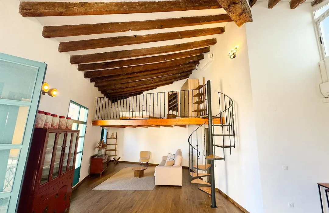 Bonito Apartamento Justo Junto A La Torre De Quart-1